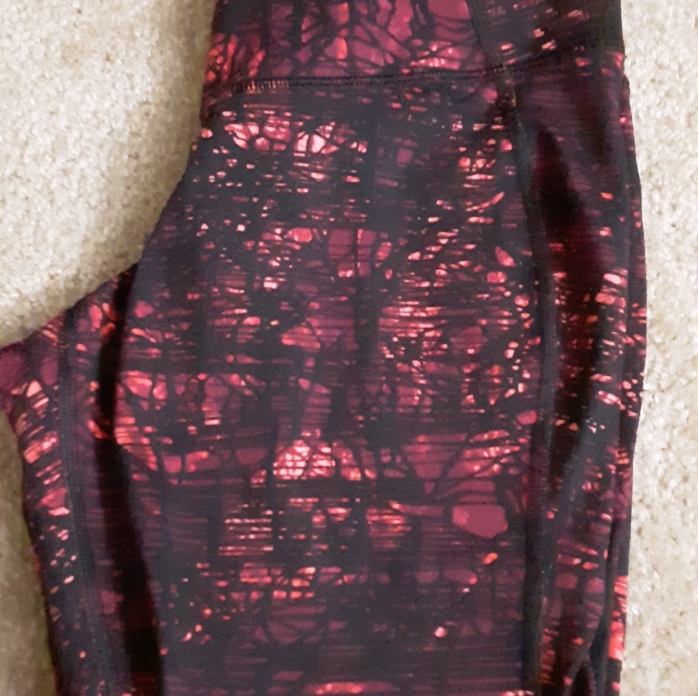 Gently used capri work out pants